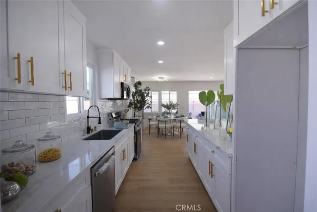 $1,079,999 | 4618 West Maurie Avenue, Santa Ana, CA 92703