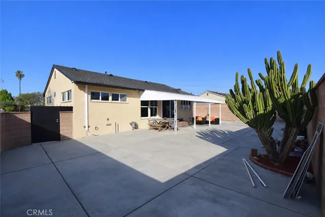 $1,079,999 | 4618 West Maurie Avenue, Santa Ana, CA 92703
