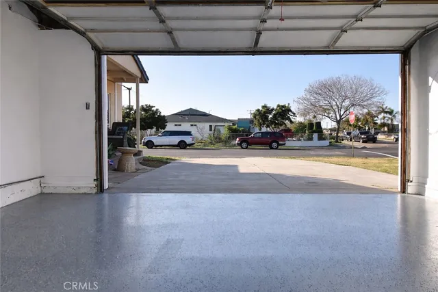 $1,079,999 | 4618 West Maurie Avenue, Santa Ana, CA 92703