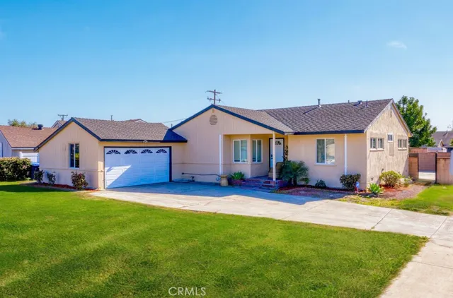 $1,079,999 | 4618 West Maurie Avenue, Santa Ana, CA 92703