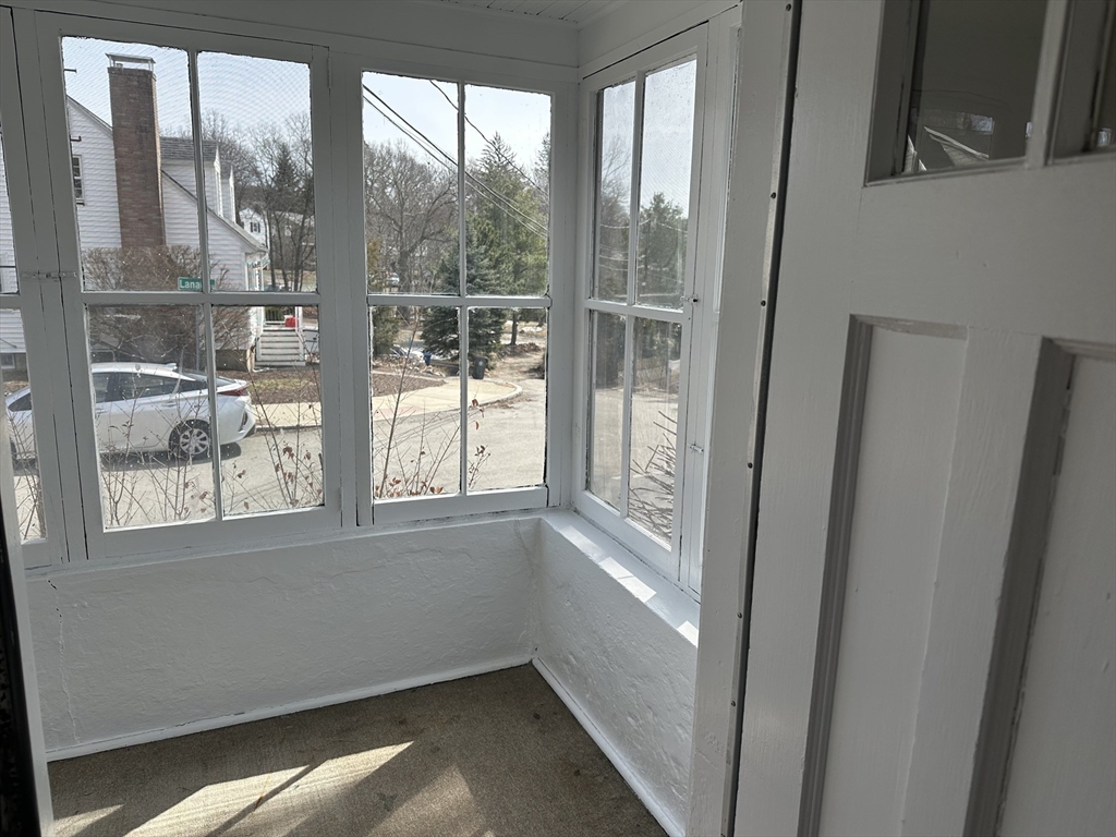 29 Lanark Road Arlington, MA 02476 - Photo 4 of 13