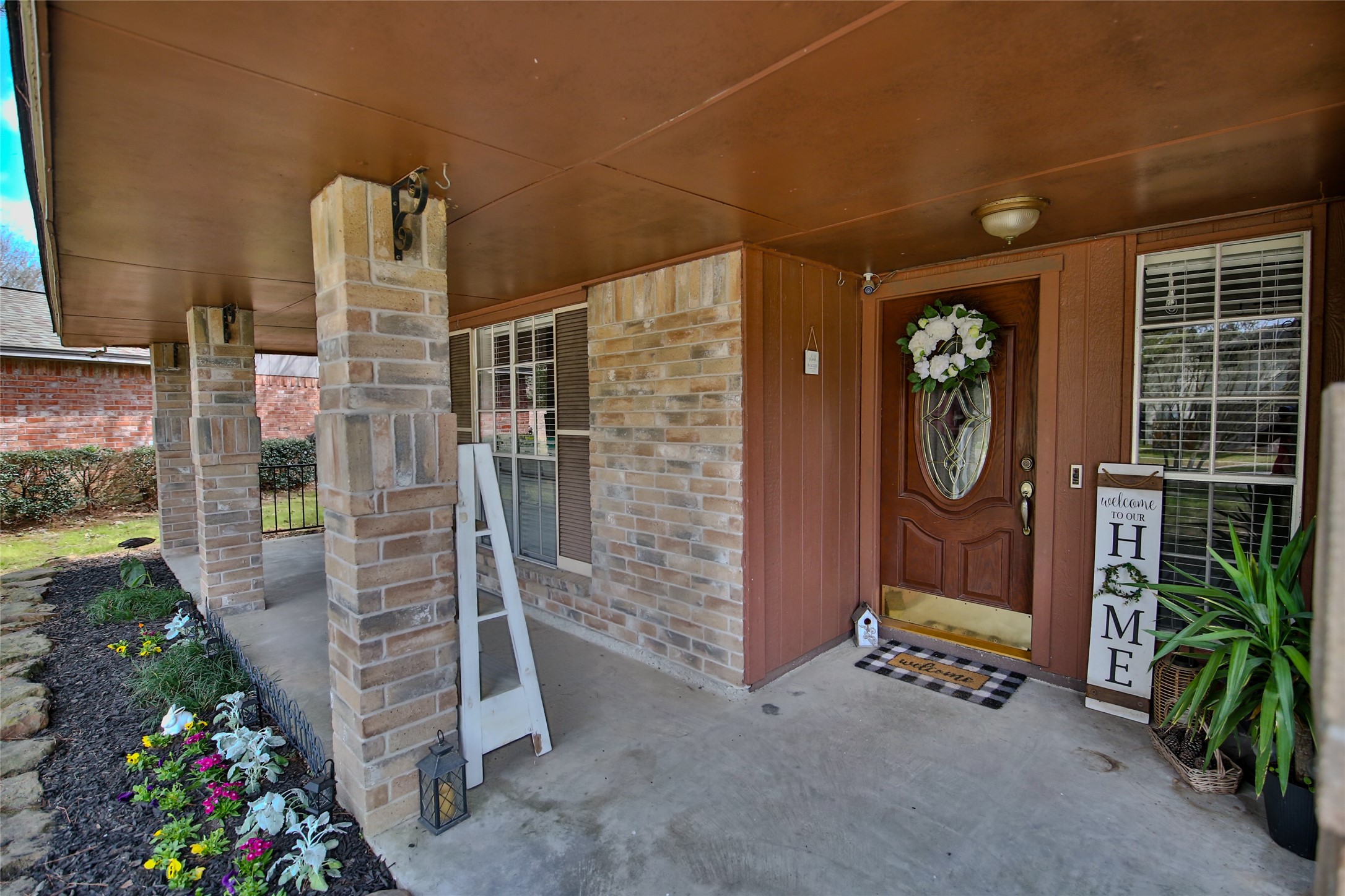 4947 Bridgemont Lane Spring, TX 77388 - Photo 2 of 29