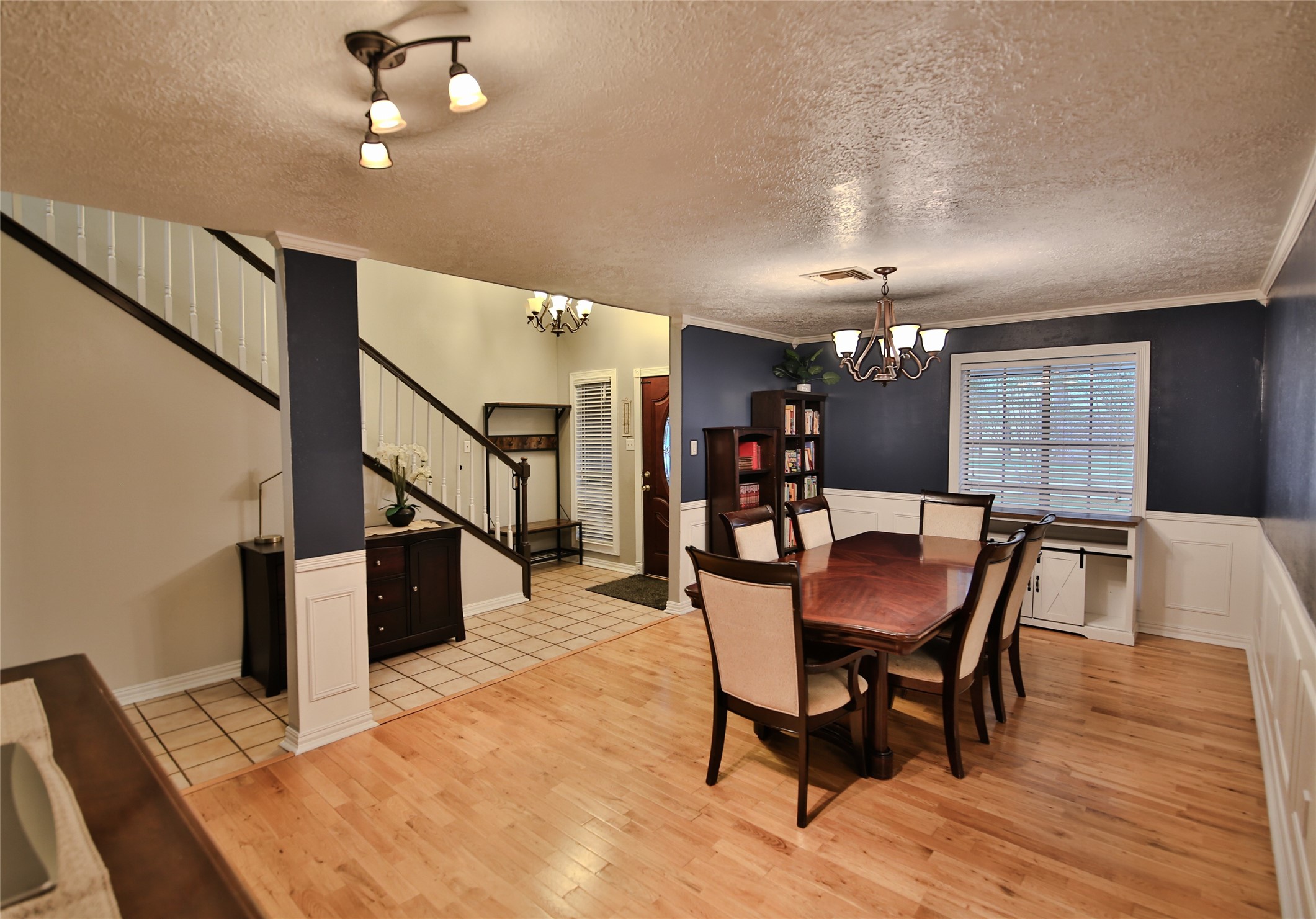 4947 Bridgemont Lane Spring, TX 77388 - Photo 5 of 29 a view of a dining room with furniture