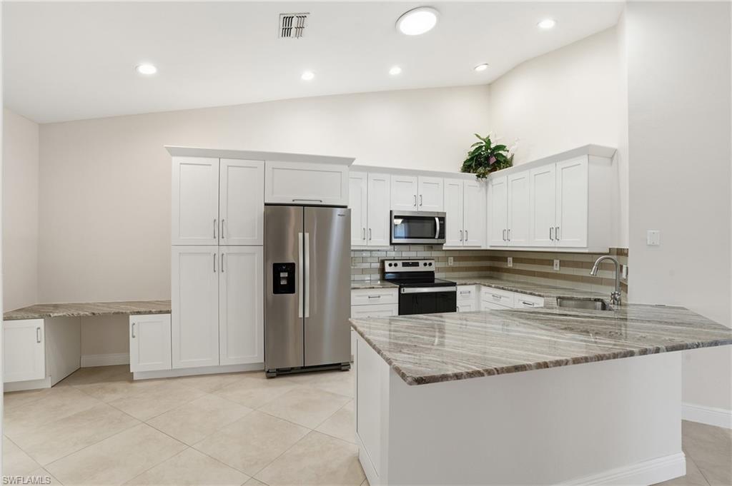 3724 Stone Way Estero, FL 33928 - Photo 13 of 35