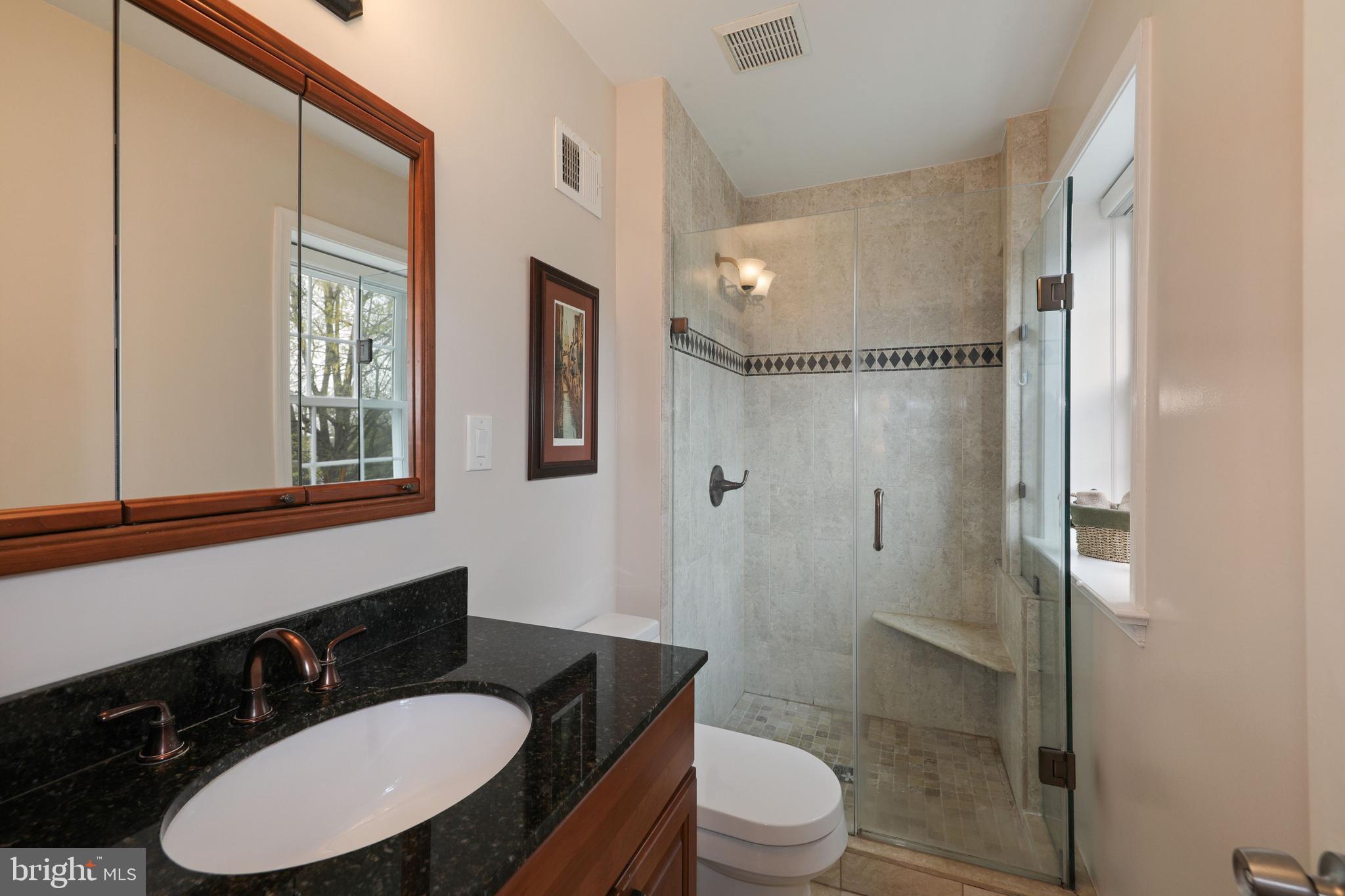 6671 Fairfax Road, Unit 90 Chevy Chase, MD 20815 - Photo 19 of 29 Full Bath en suite to Primary Bedroom
