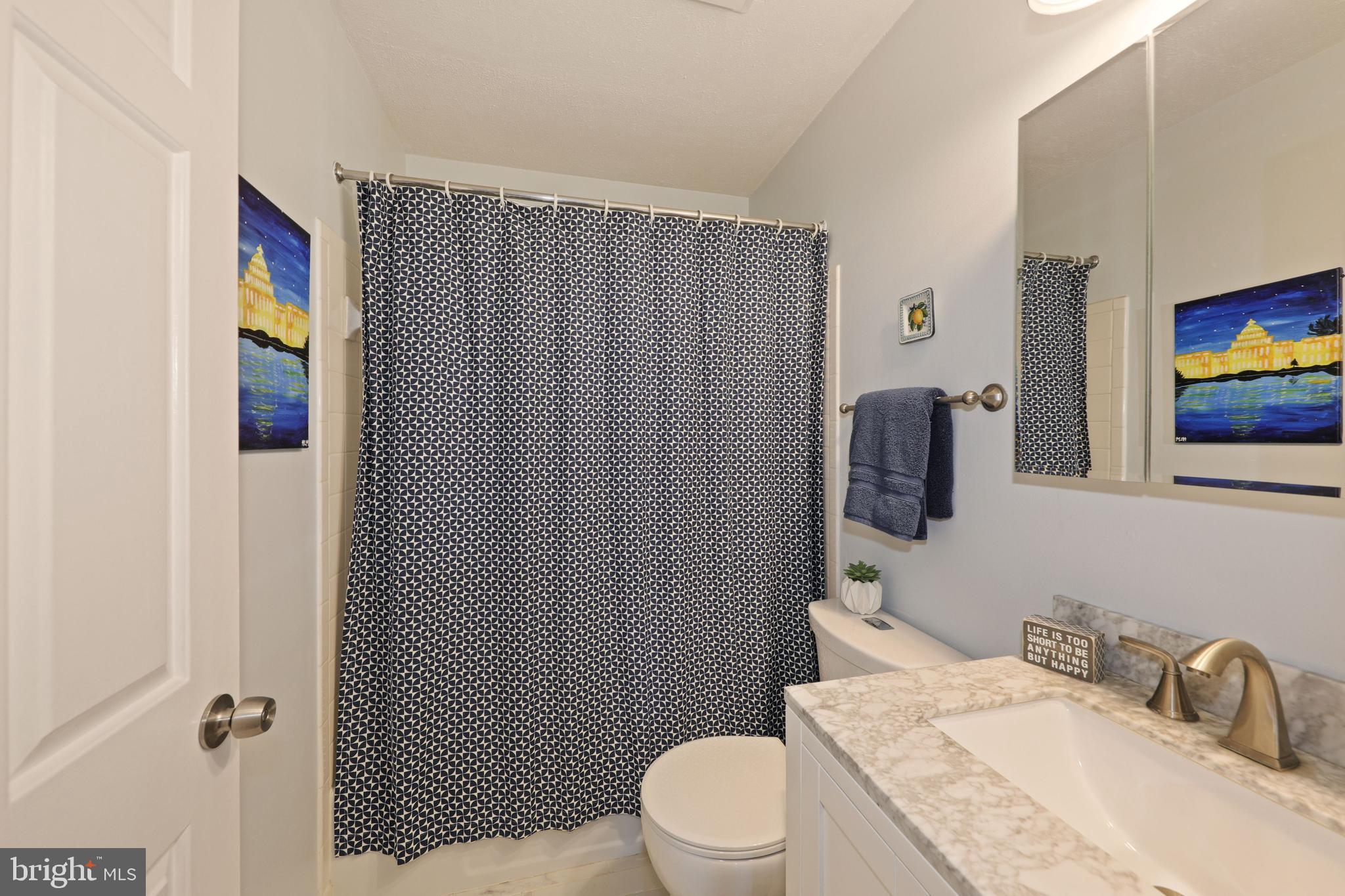 6671 Fairfax Road, Unit 90 Chevy Chase, MD 20815 - Photo 22 of 29 Renovated hall bath