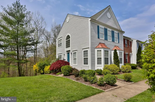 $2,990 | 5111 Lands End Court, Dumfries, VA 22025