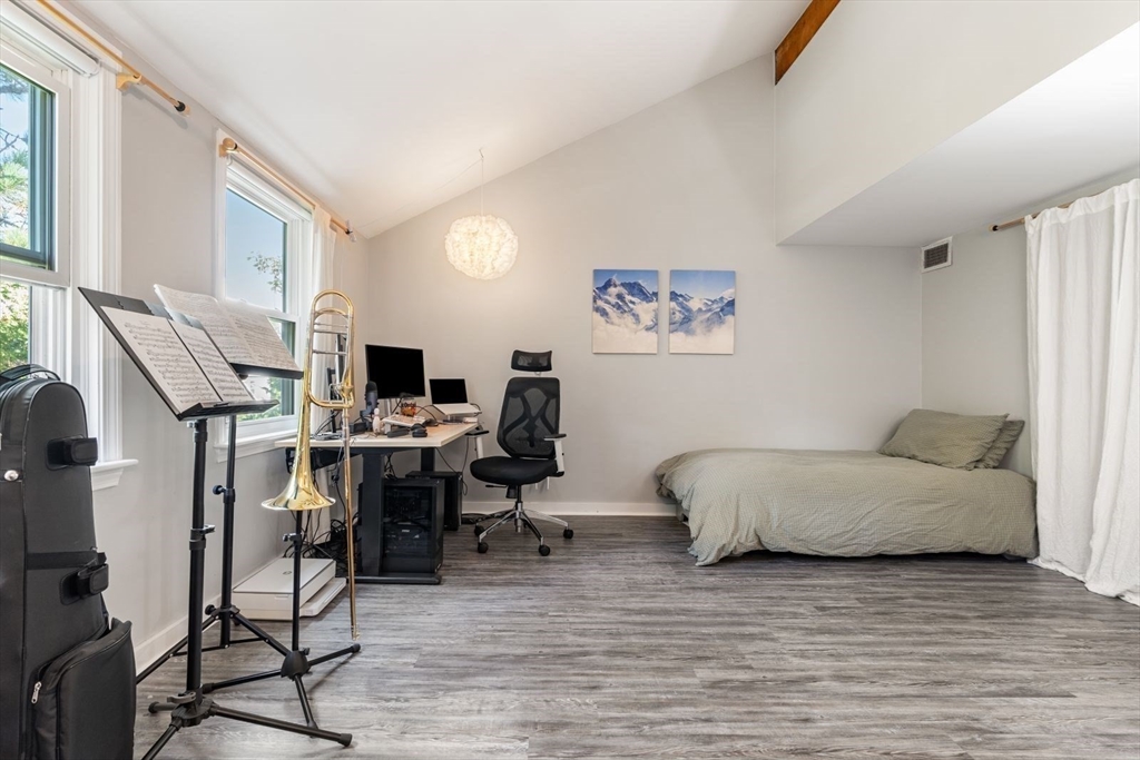 2 B Brewer Street Boston, MA 02130 - Photo 16 of 35