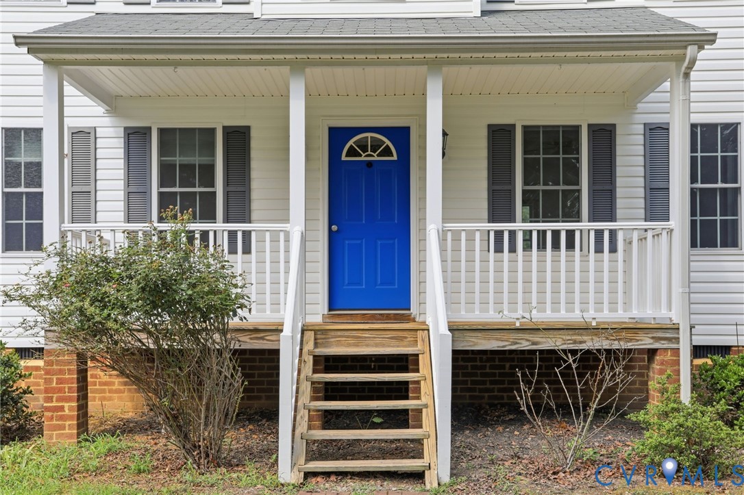 14420 Branding Iron Road Chesterfield, VA 23838 - Photo 47 of 50 Welcoming covered front porch featuring white sidi