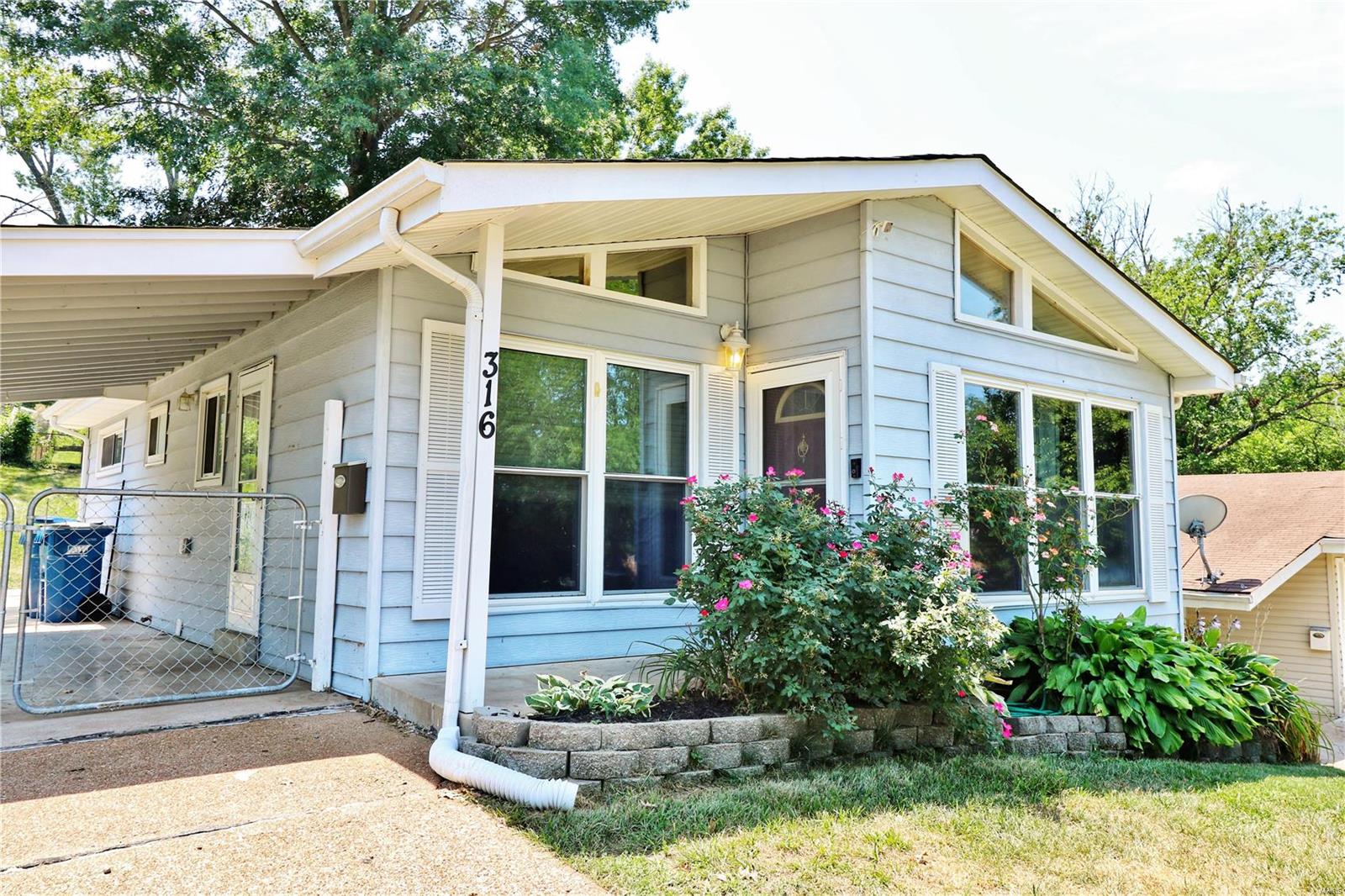 316 Ballwin Avenue Ballwin, MO 63021 - Photo 2 of 53