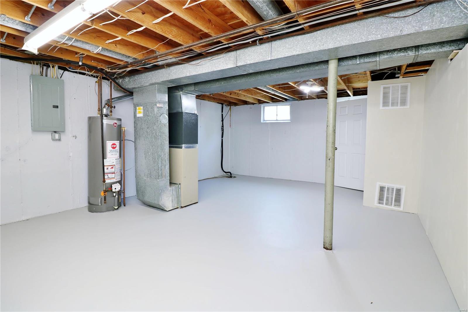 316 Ballwin Avenue Ballwin, MO 63021 - Photo 44 of 53