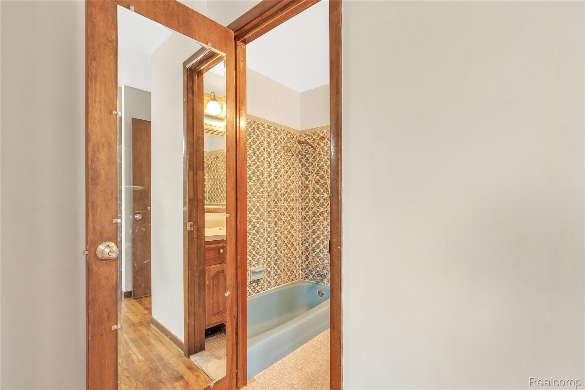 8926 Hannan Road Wayne, MI 48184 - Photo 36 of 54 36-8926-Hannan-Rd-WindowStill-Real-Estate-Photography-35.jpg