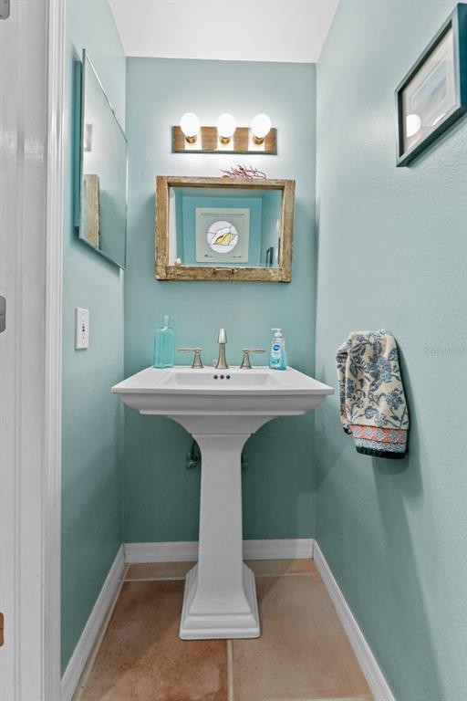 618 Broadway, Unit B Dunedin, FL 34698 - Photo 12 of 38