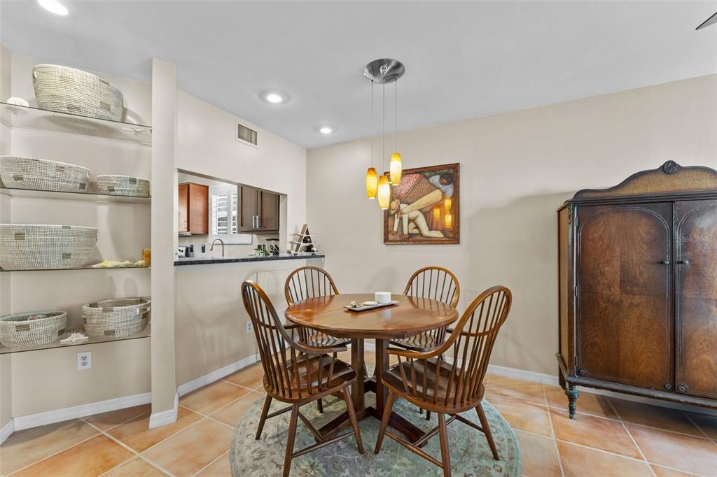 618 Broadway, Unit B Dunedin, FL 34698 - Photo 7 of 38