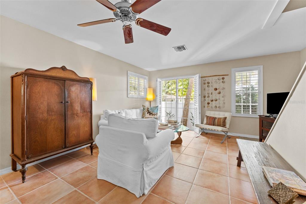 618 Broadway, Unit B Dunedin, FL 34698 - Photo 8 of 38