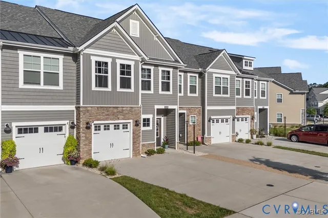 $2,875 | 12576 Petrel Crossing, Midlothian, VA 23112