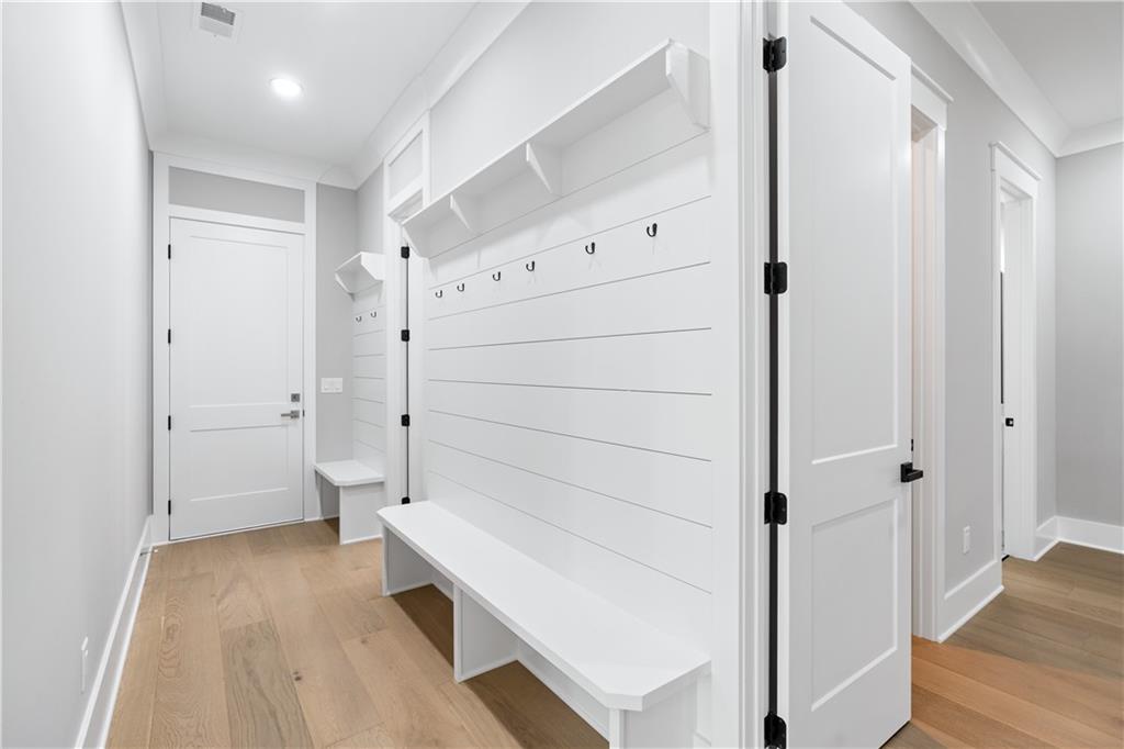 2101 East Maddox Road Buford, GA 30519 - Photo 13 of 62