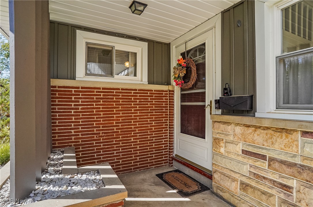 1159 Garman Road Akron, OH 44313 - Photo 3 of 47 Gallery Image 3