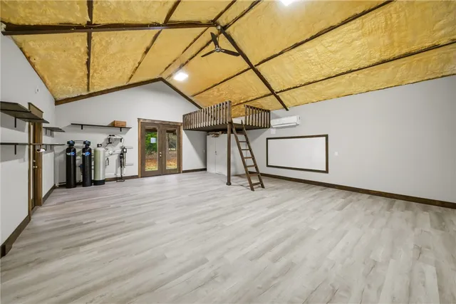 $899,900 | 2324 County Road 353, Gause, TX 77857