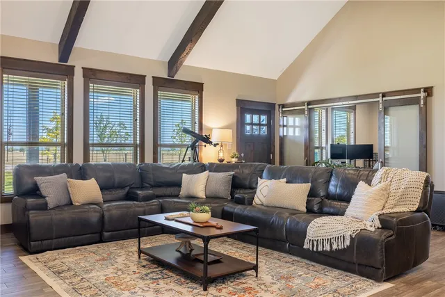 $899,900 | 2324 County Road 353, Gause, TX 77857