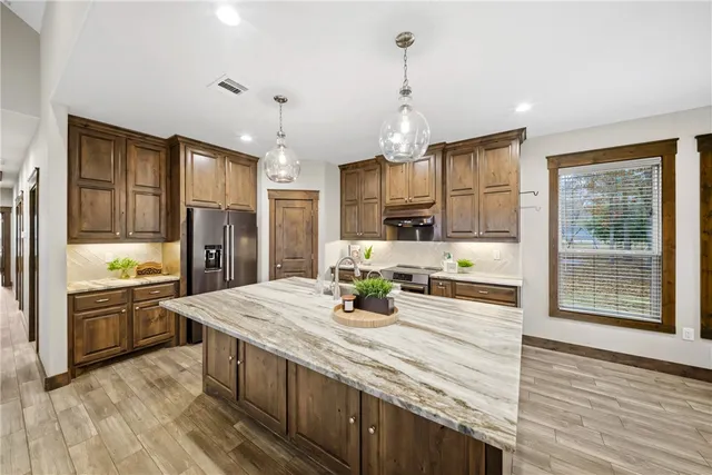 $899,900 | 2324 County Road 353, Gause, TX 77857