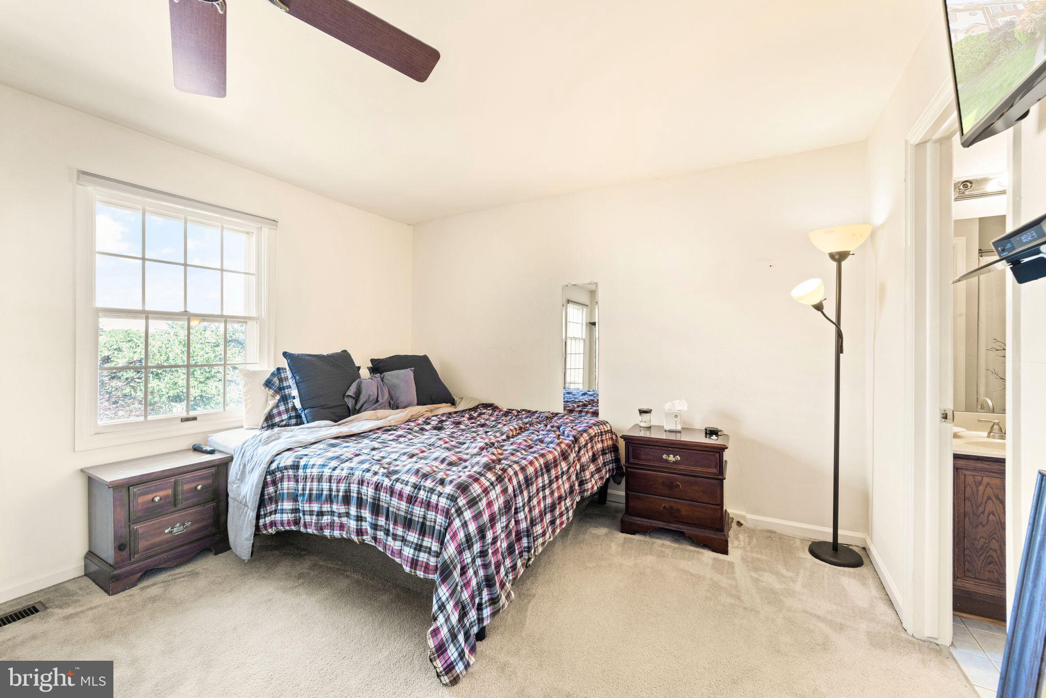 21778 Leatherleaf Circle Sterling, VA 20164 - Photo 23 of 36