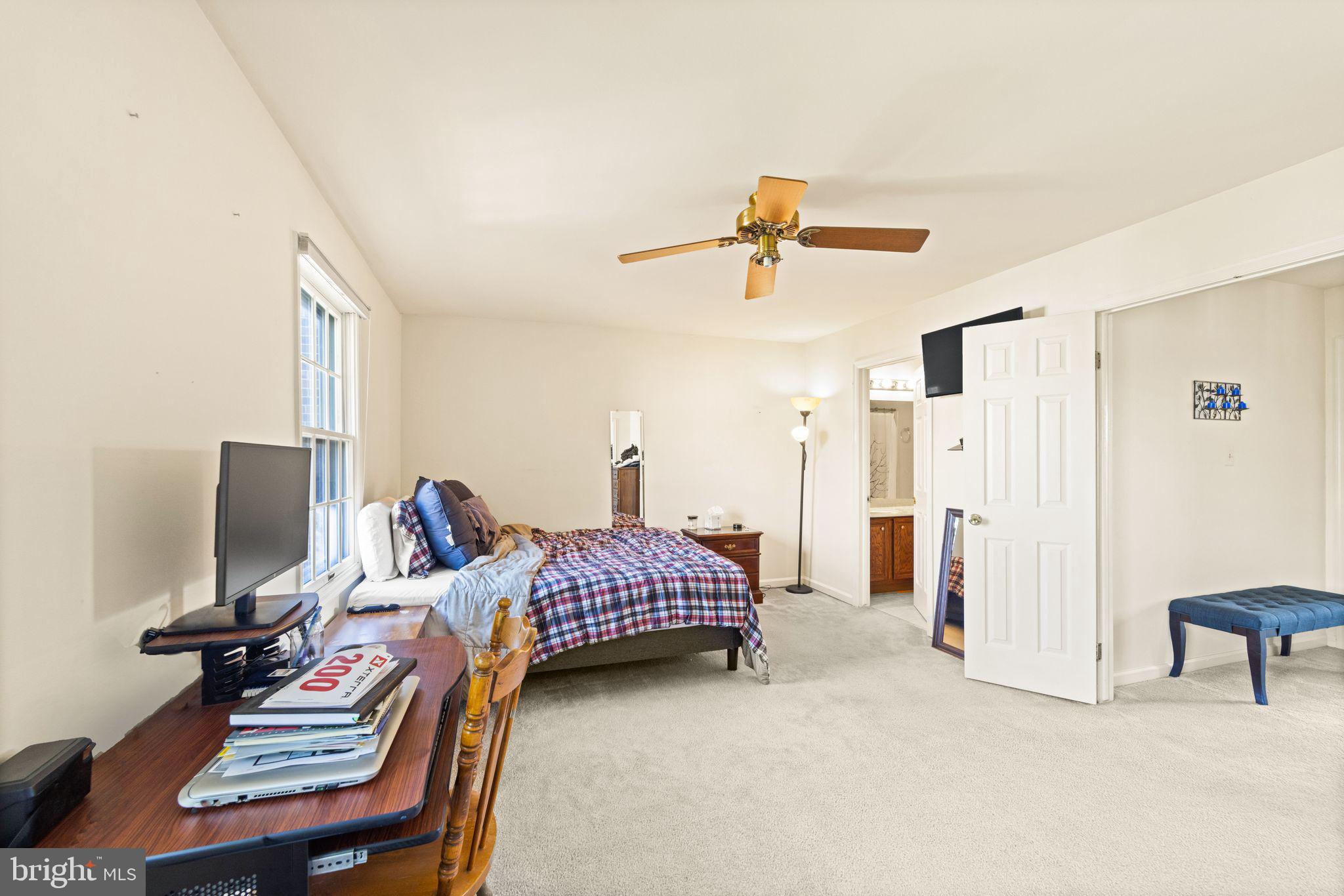 21778 Leatherleaf Circle Sterling, VA 20164 - Photo 25 of 36