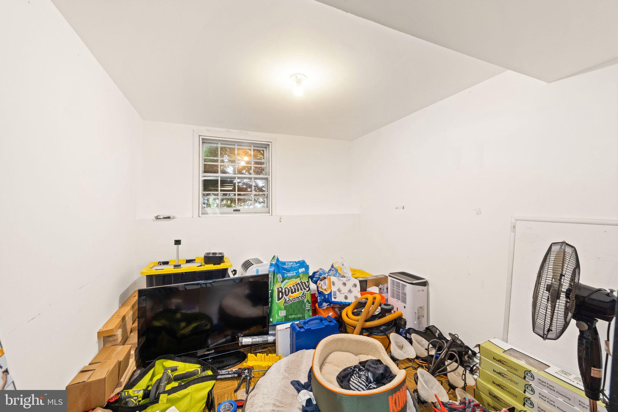 21778 Leatherleaf Circle Sterling, VA 20164 - Photo 33 of 36