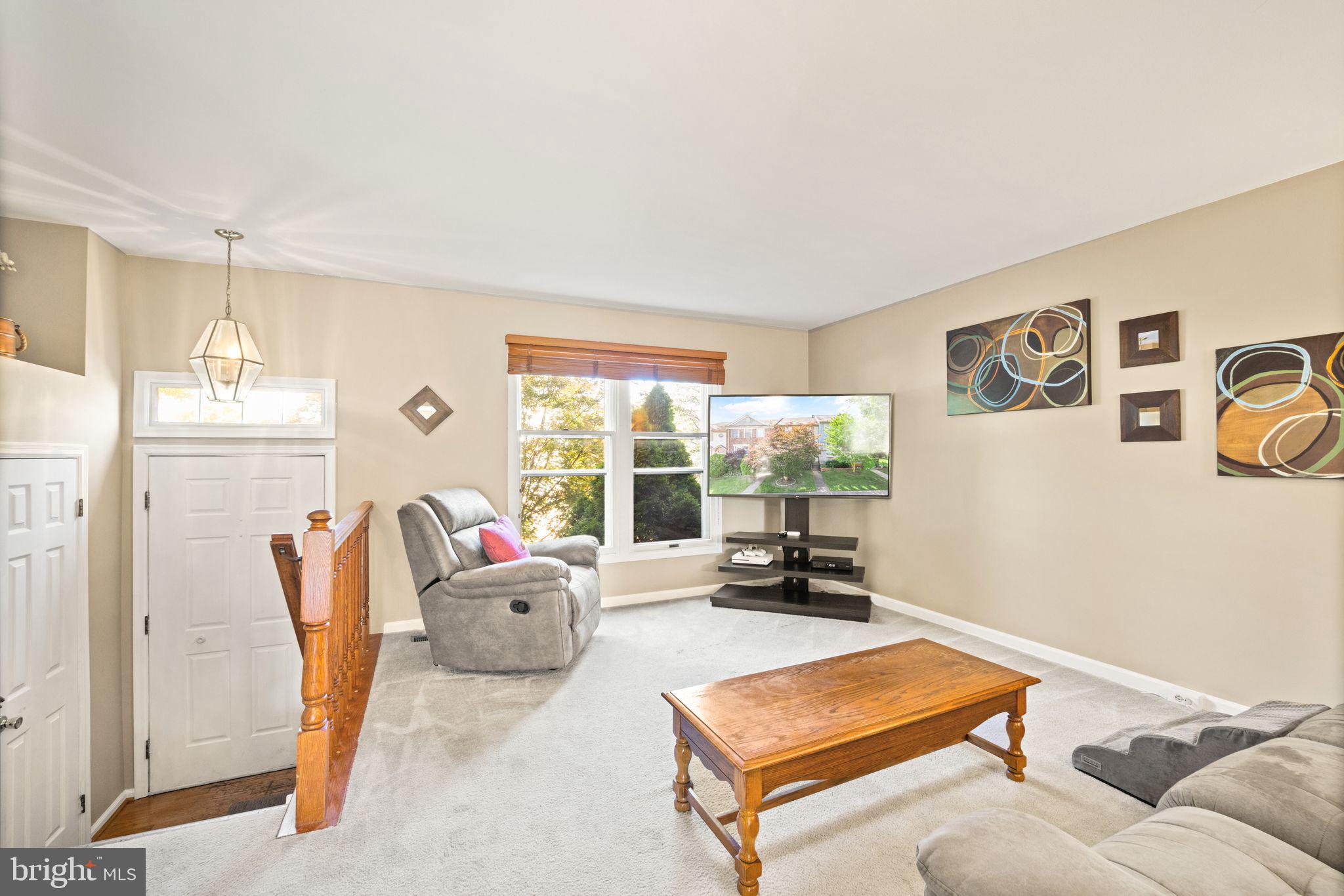 21778 Leatherleaf Circle Sterling, VA 20164 - Photo 6 of 36