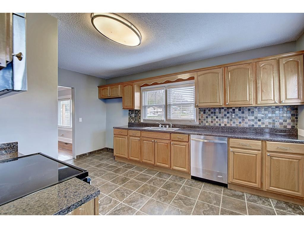1705 State Line Road Elizabethton, TN 37643 - Photo 11 of 31 Photo 11