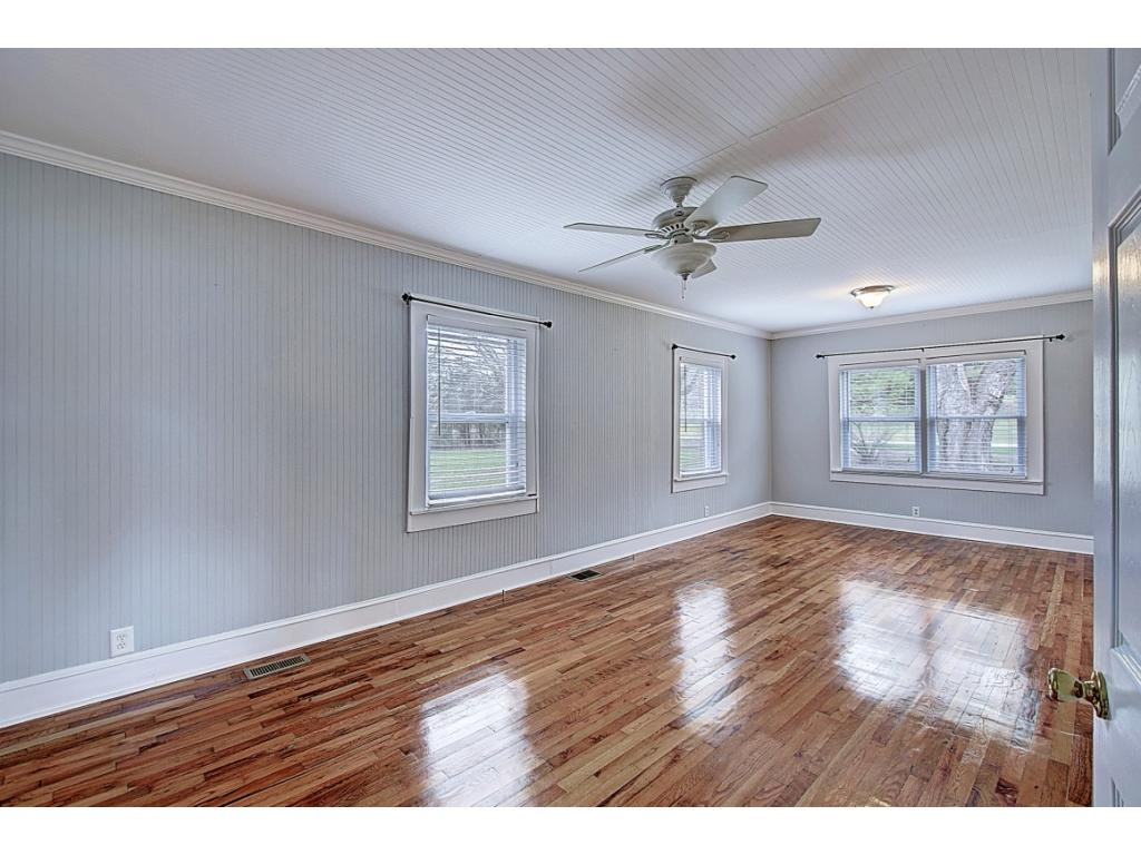 1705 State Line Road Elizabethton, TN 37643 - Photo 14 of 31 Photo 14