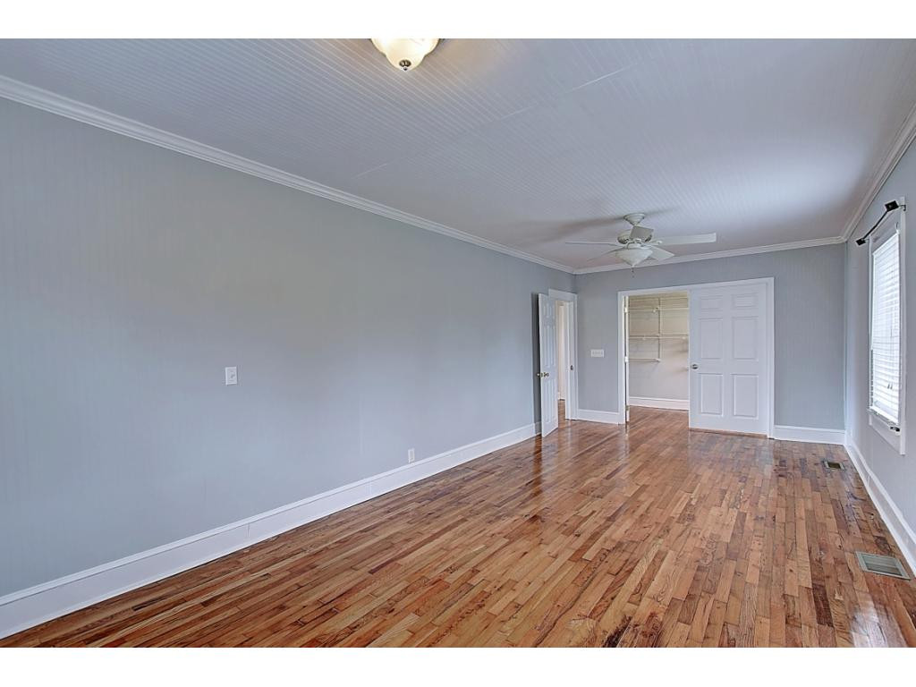 1705 State Line Road Elizabethton, TN 37643 - Photo 15 of 31 Photo 15