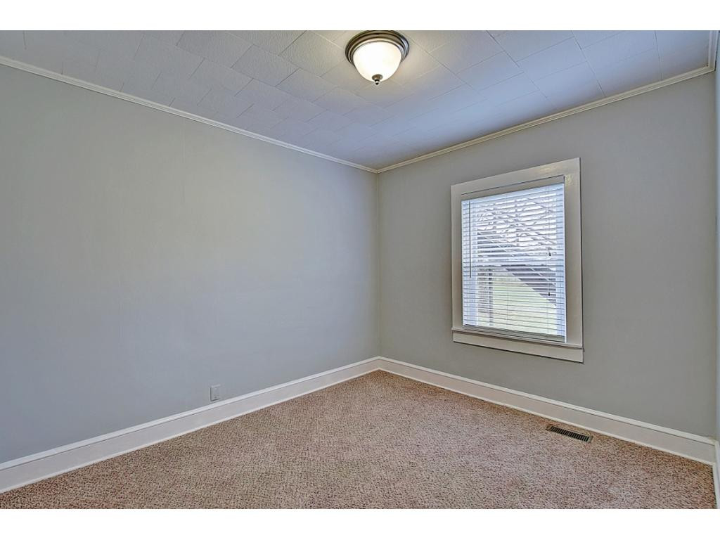 1705 State Line Road Elizabethton, TN 37643 - Photo 17 of 31 Photo 17