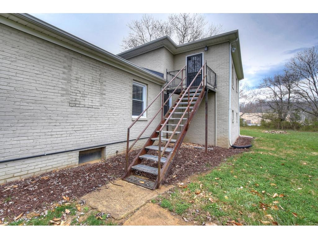 1705 State Line Road Elizabethton, TN 37643 - Photo 21 of 31 Photo 21