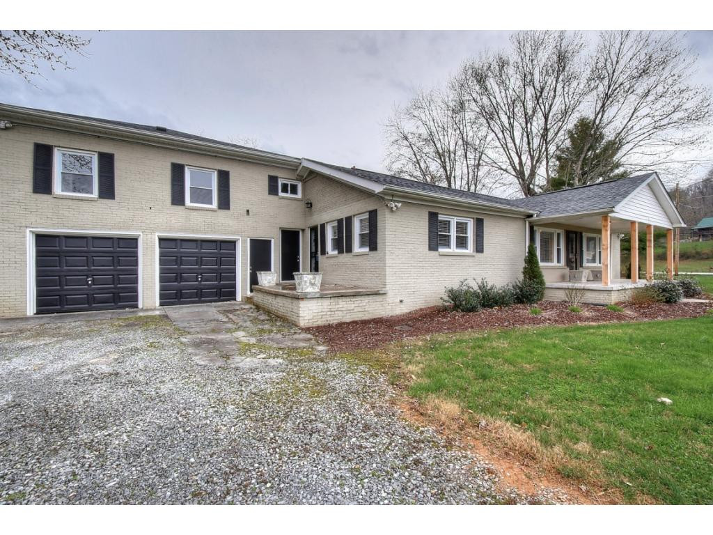 1705 State Line Road Elizabethton, TN 37643 - Photo 5 of 31 Photo 5