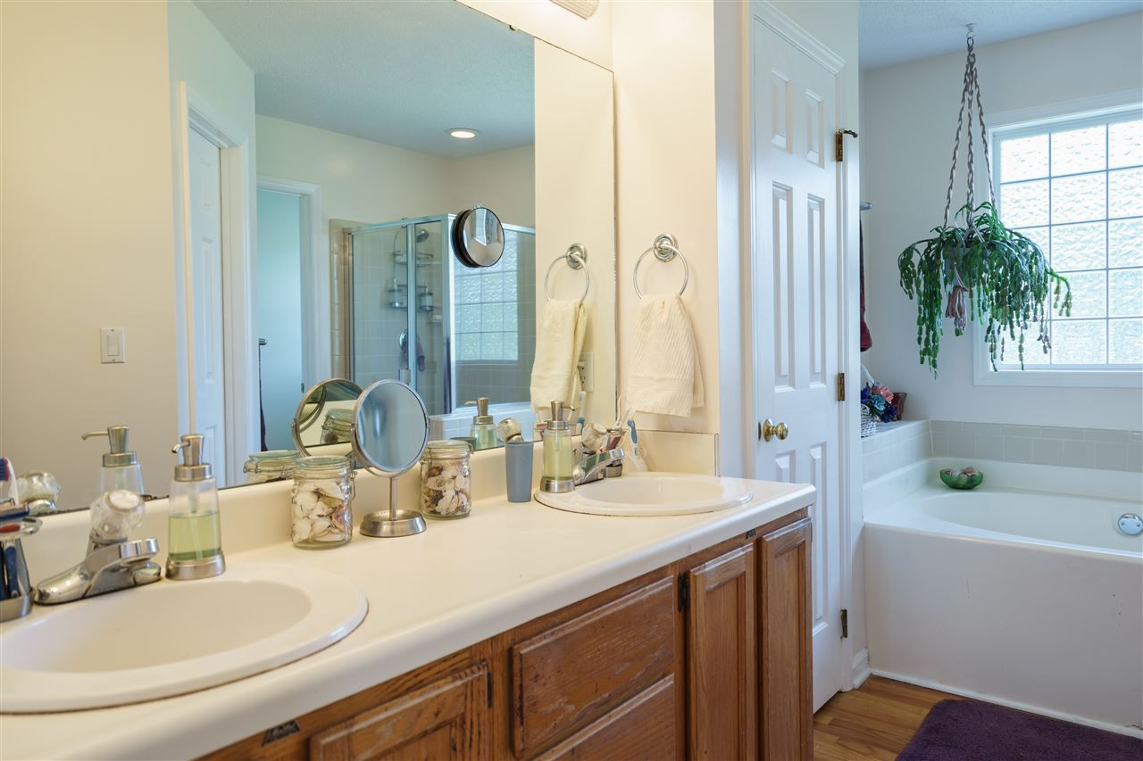 1046 Loop Road Clayton, NC 27527 - Photo 16 of 25 Master Bathroom