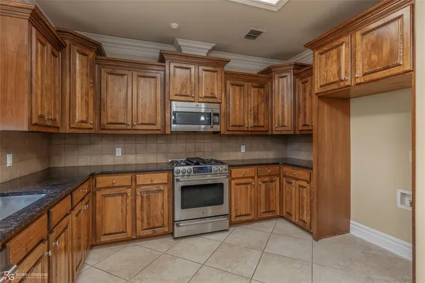 $440,000 | 12120 Amanda Lane, Shreveport, LA 71129