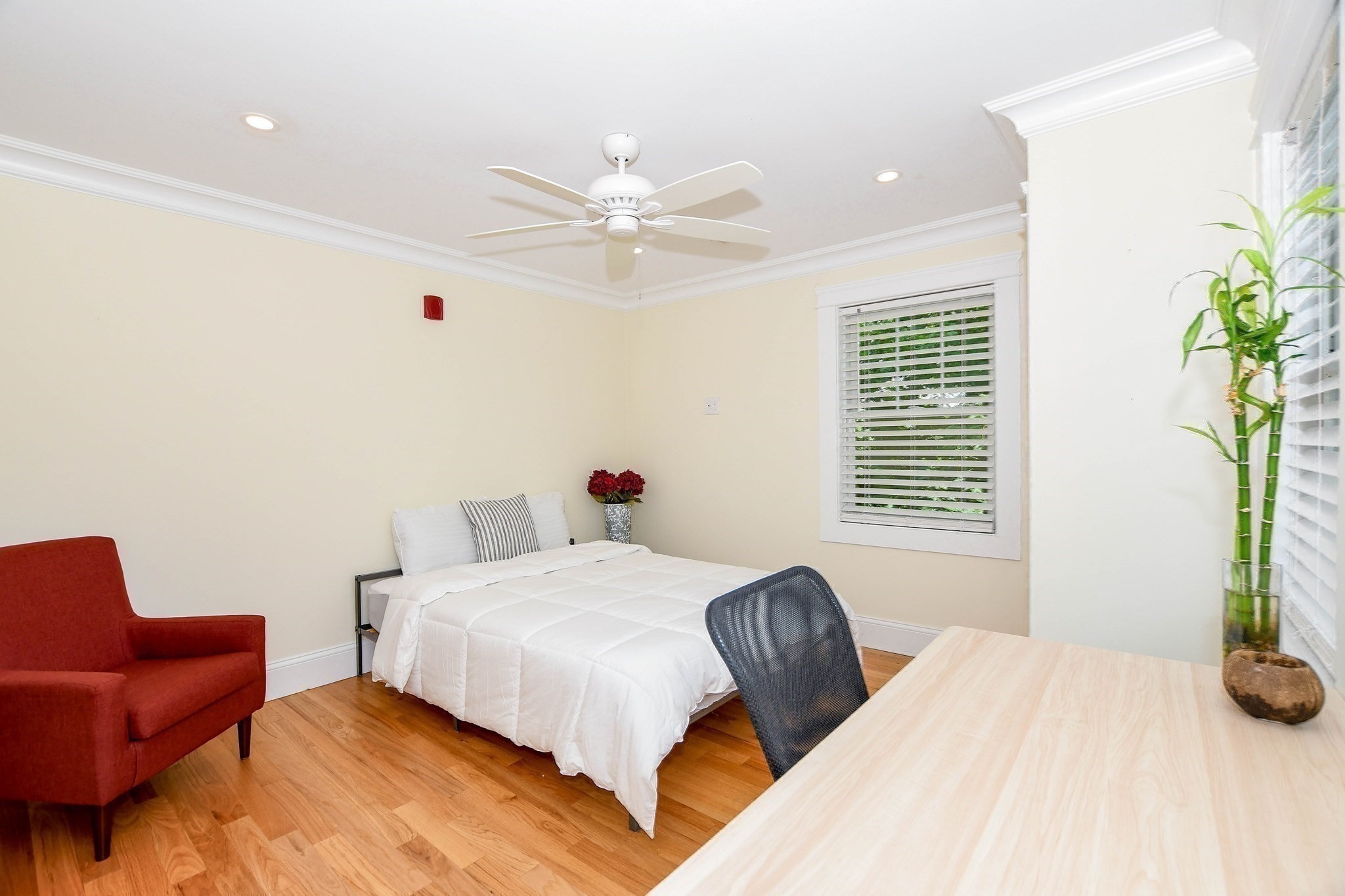 324 Front Street, Unit 4 Marion, MA 02738 - Photo 22 of 42 Gallery Image 22