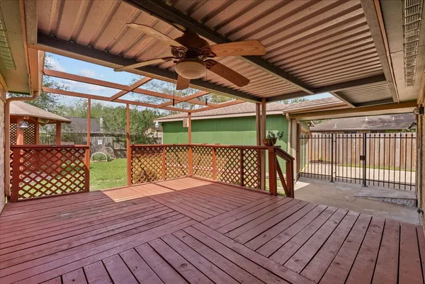 $252,500 | 3930 Sandlewood Drive, Pasadena, TX 77504