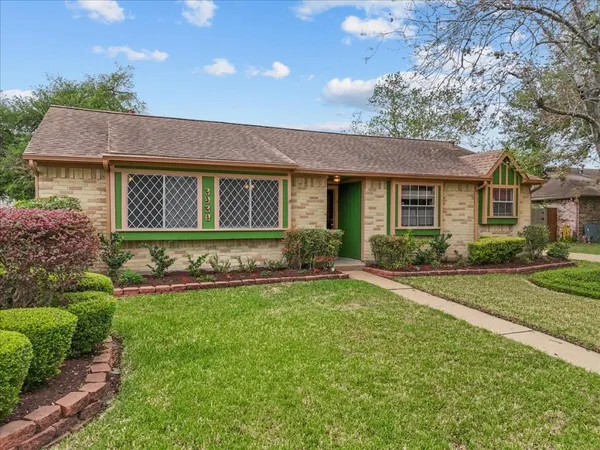 $252,500 | 3930 Sandlewood Drive, Pasadena, TX 77504
