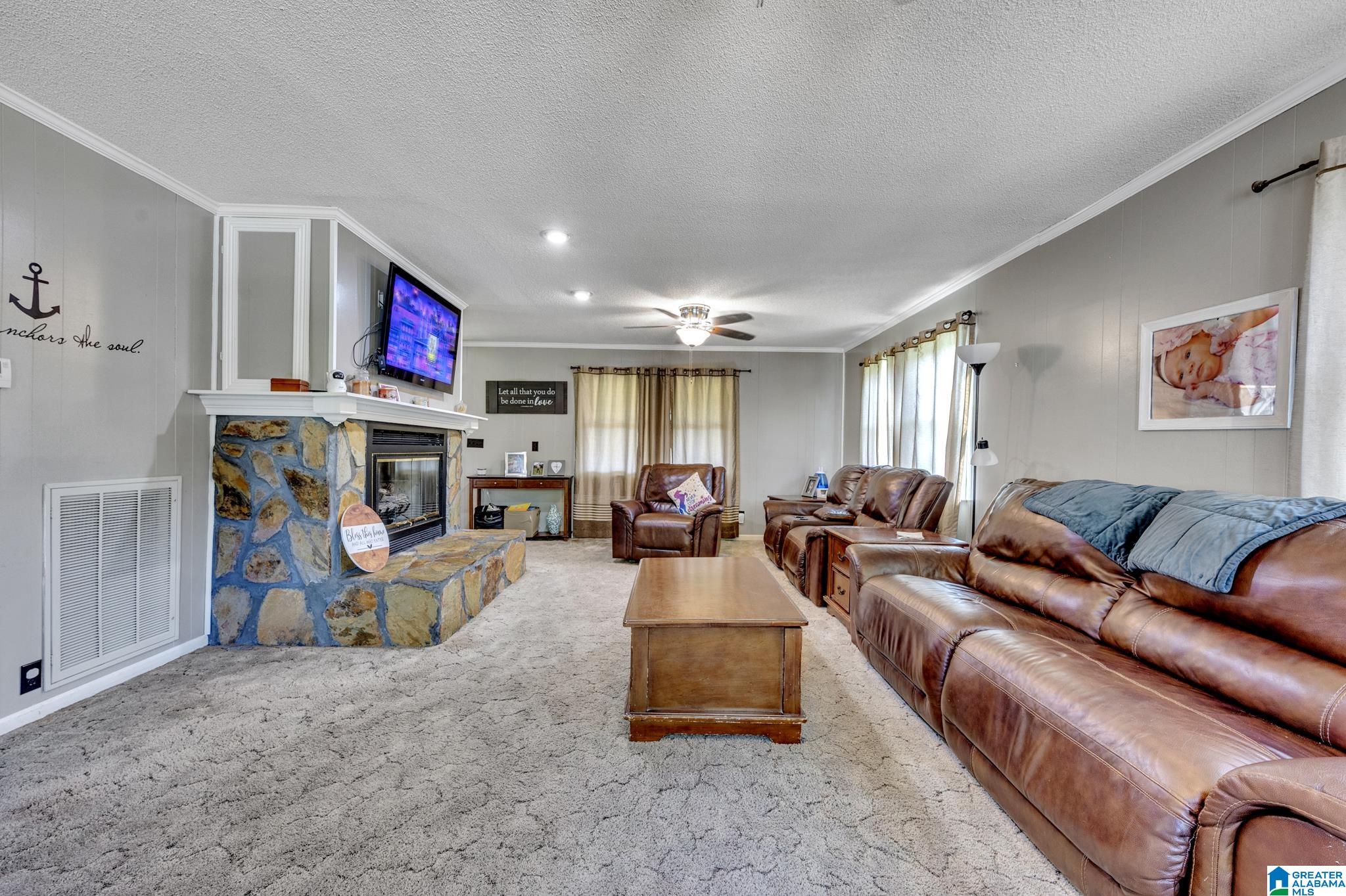 621 Spring Trail Warrior, AL 35180 - Photo 6 of 33