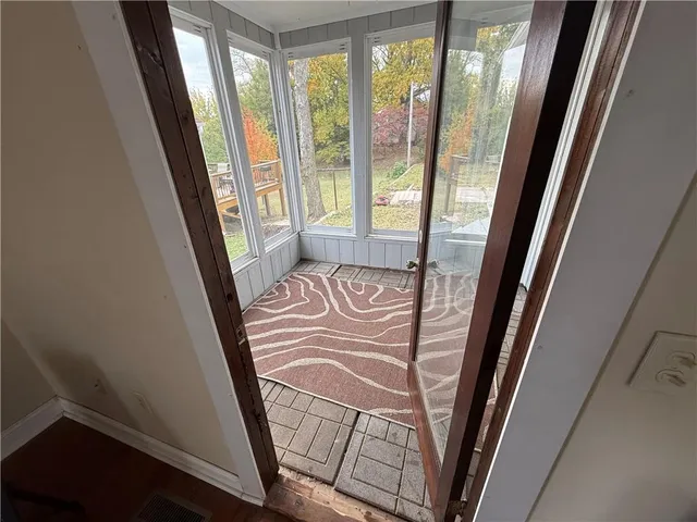 $208,000 | 308 16th Street, Lexington, MO 64067