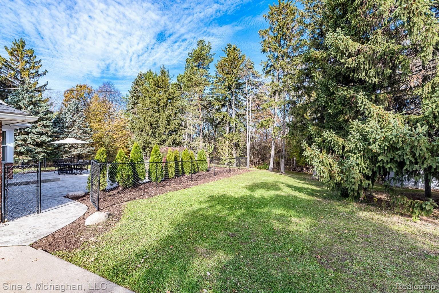2659 Chicago Road Warren, MI 48092 - Photo 43 of 47 Bon-fire pit down the hill