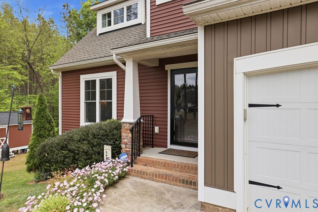 6185 Walnut Tree Drive Powhatan, VA 23139 - Photo 4 of 48