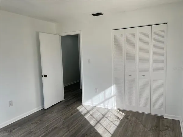 $230,000 | 5701 Southeast 2nd Place, Ocala, FL 34480