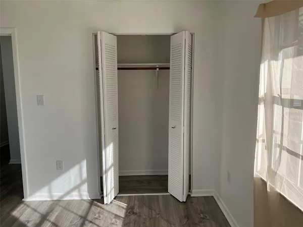 $230,000 | 5701 Southeast 2nd Place, Ocala, FL 34480