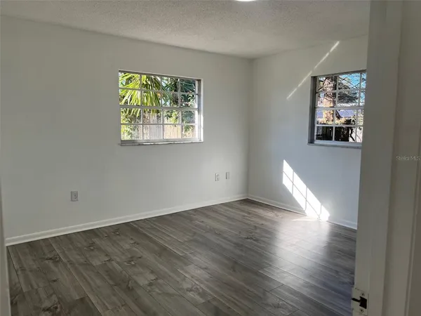 $230,000 | 5701 Southeast 2nd Place, Ocala, FL 34480