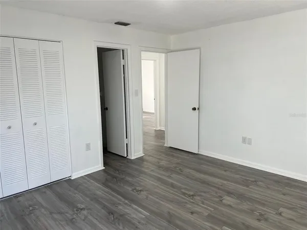 $230,000 | 5701 Southeast 2nd Place, Ocala, FL 34480