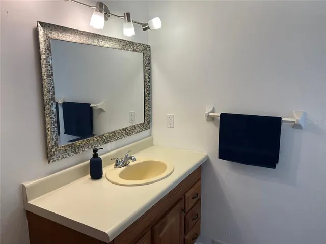 $230,000 | 5701 Southeast 2nd Place, Ocala, FL 34480