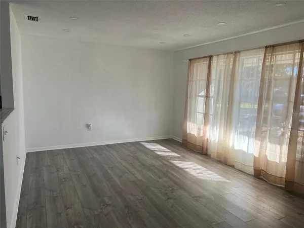 $230,000 | 5701 Southeast 2nd Place, Ocala, FL 34480